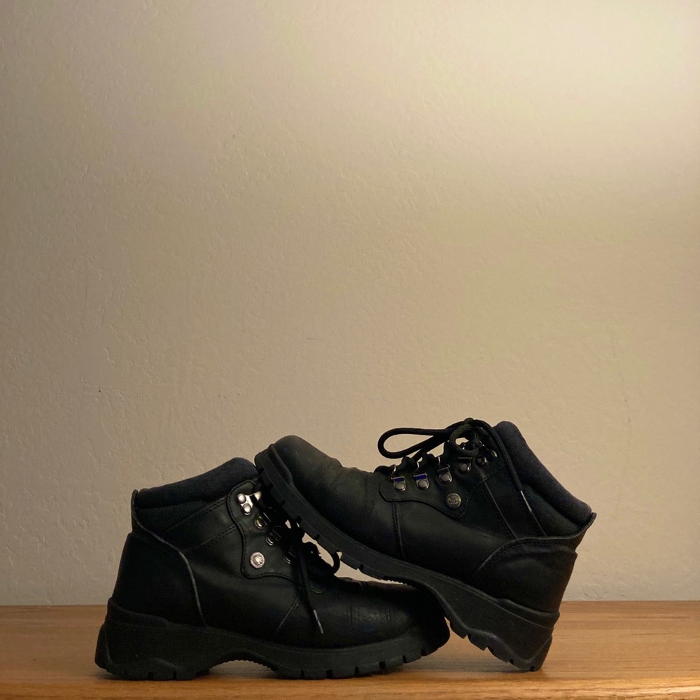 ⛰🌻 Bass Trekker Hiking Boots 👌 Super Clean 8.5